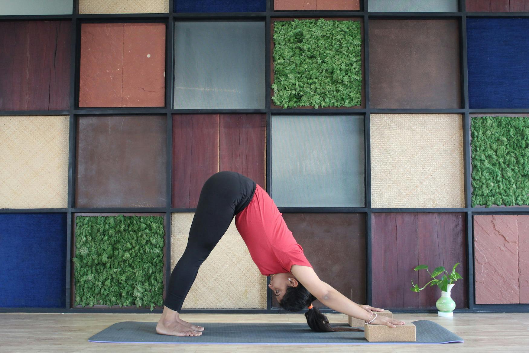 Asanas for those pressed on time and always on the go